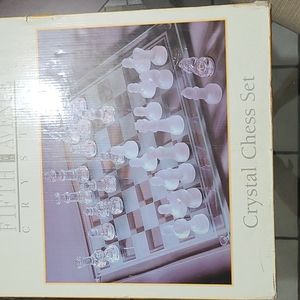 Fifth Avenue Crystal Chess Se6